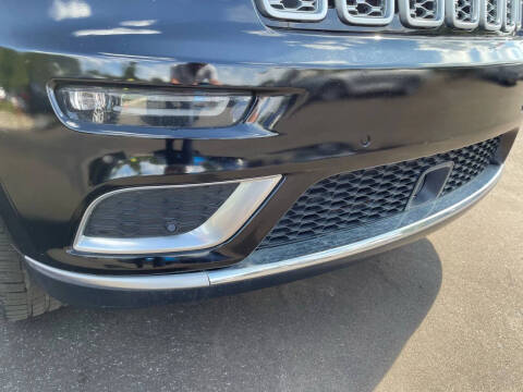 2020 Jeep Grand Cherokee Summit