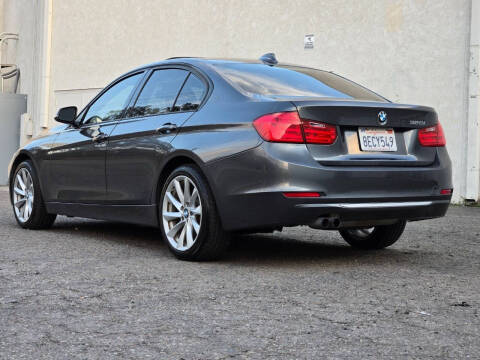 2012 BMW 3 Series 328i