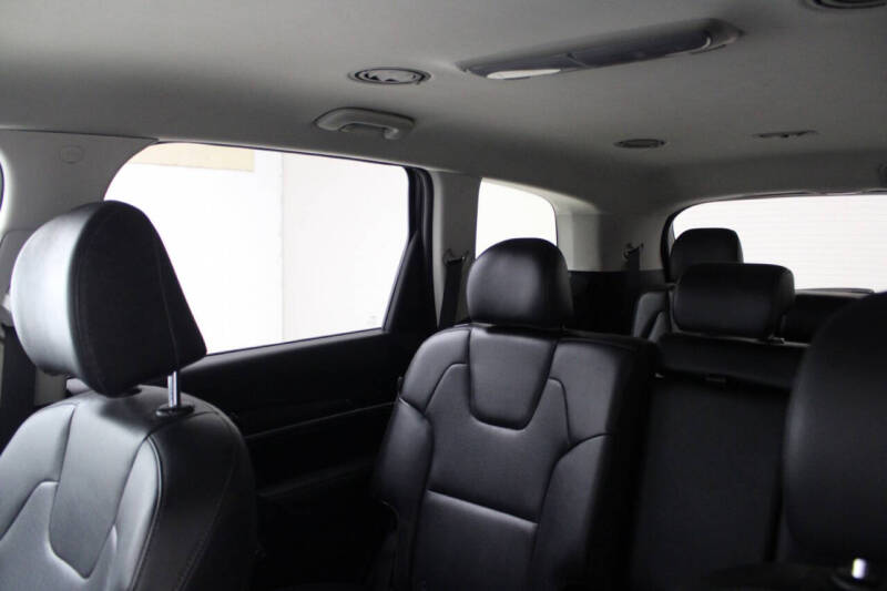 2023 Kia Telluride LX