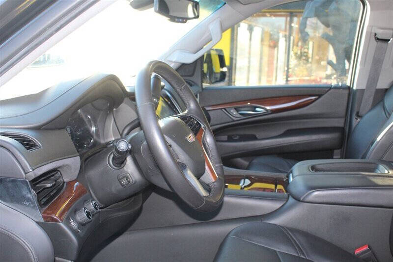 2019 Cadillac Escalade ESV Standard