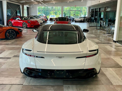 2018 Aston Martin DB11 V12