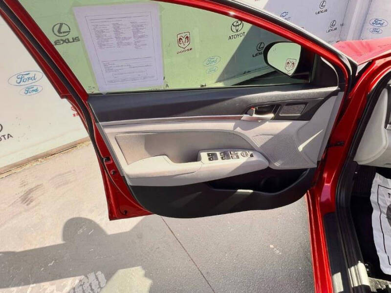 2020 Hyundai Elantra