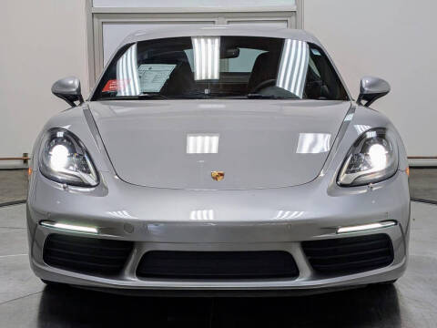 2022 Porsche 718 Cayman T