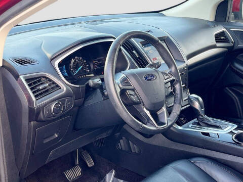 2016 Ford Edge Titanium
