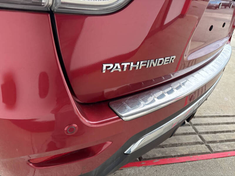 2016 Nissan Pathfinder Platinum