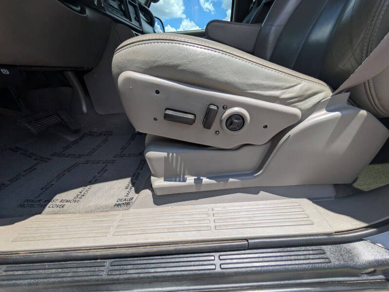 2004 Chevrolet Tahoe LT