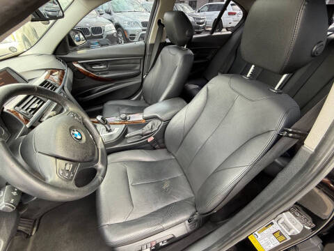 2013 BMW 3 Series 328i