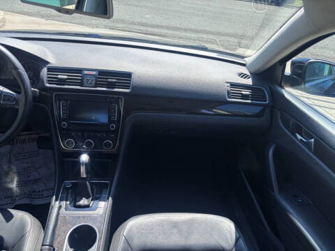 2014 Volkswagen Passat 2.0L TDI SEL Premium