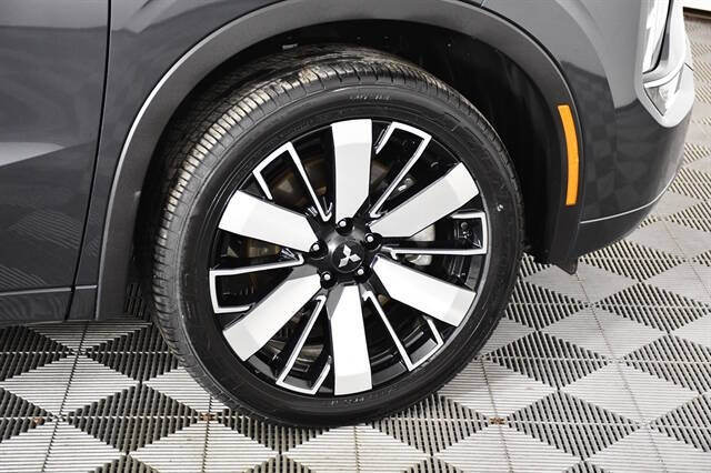 2025 Mitsubishi Outlander SEL