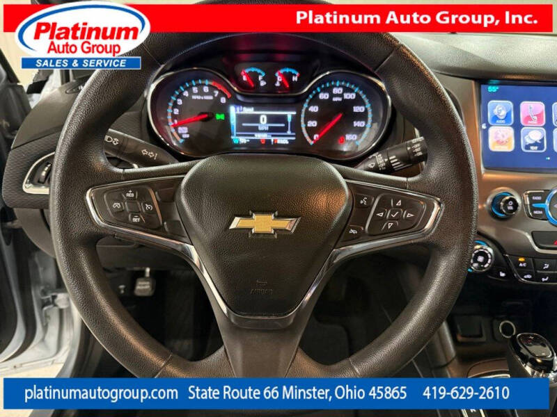 2017 Chevrolet Cruze LT Auto
