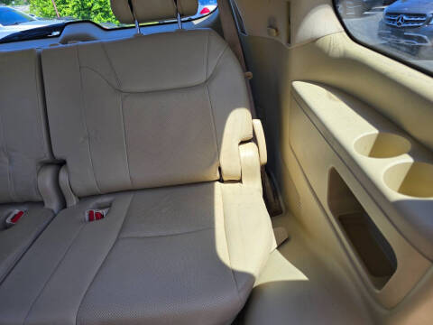 2011 Lexus LX 570