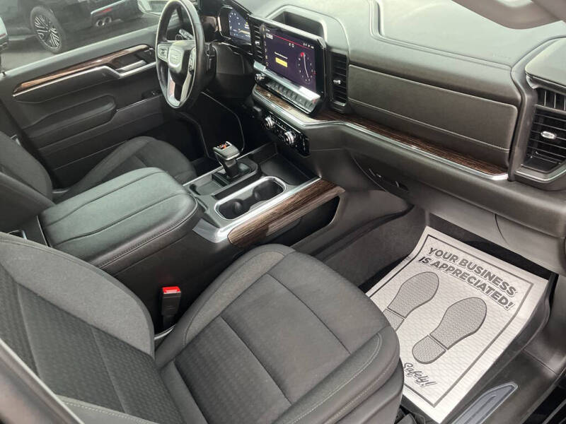 2023 GMC Sierra 1500