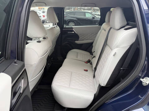 2022 Mitsubishi Outlander SEL