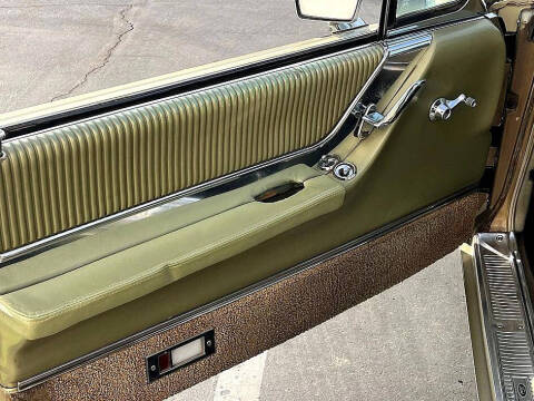 1965 Ford Thunderbird