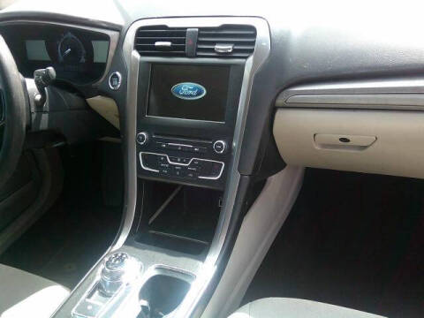 2018 Ford Fusion SE