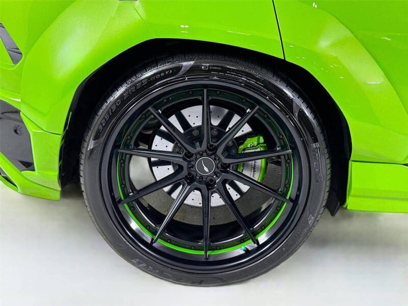 2022 Lamborghini Urus