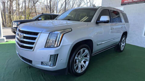 2017 Cadillac Escalade for sale at iVueCars in Gastonia NC