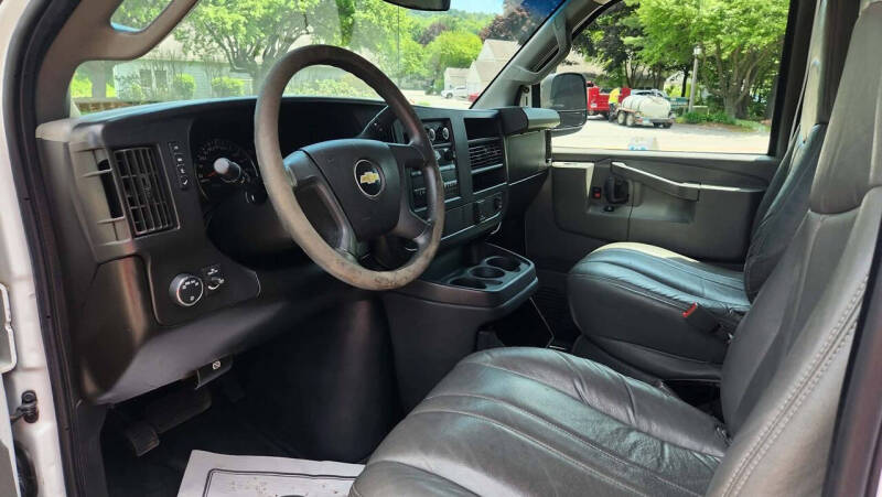 2017 Chevrolet Express 2500