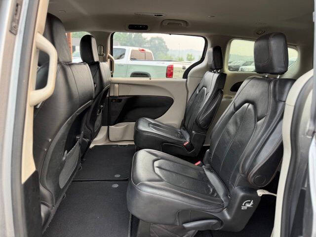 2019 Chrysler Pacifica Touring L