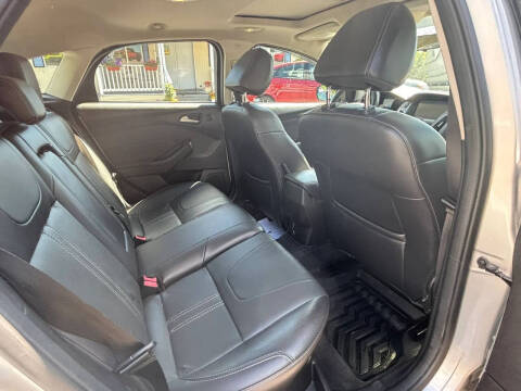 2014 Ford Focus Titanium