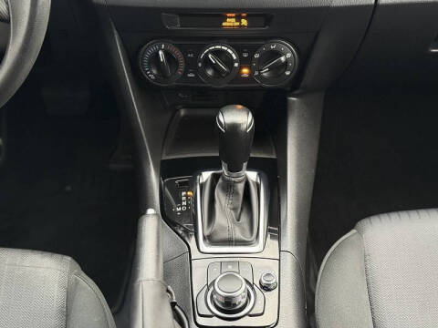 2015 Mazda MAZDA3 i Sport