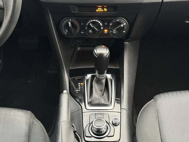 2015 Mazda MAZDA3 i Sport