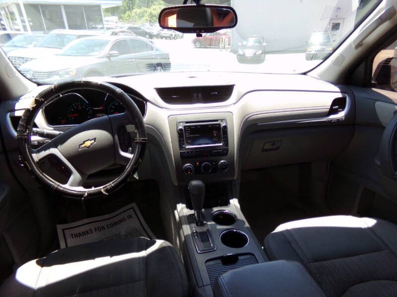 2017 Chevrolet Traverse LS