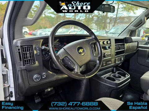 2022 Chevrolet Express 2500