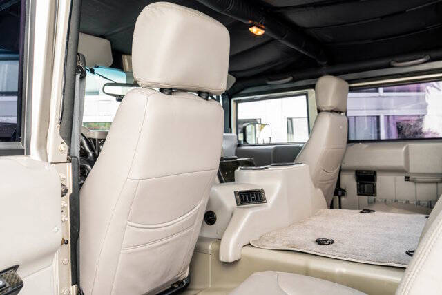 2000 AM General Hummer 37