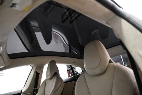 2017 Tesla Model S 90D