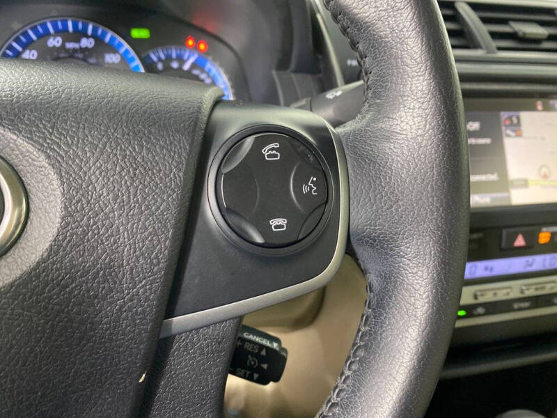 2014 Toyota Camry Hybrid XLE