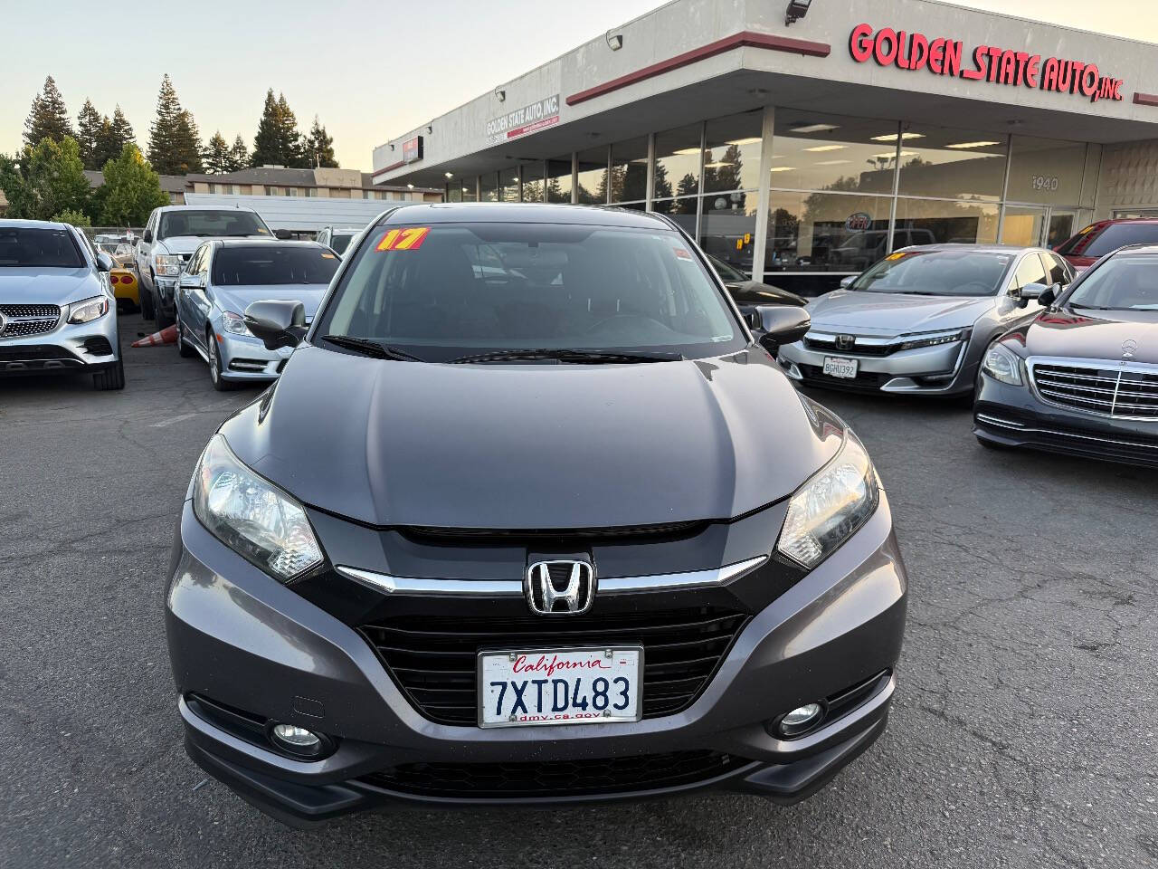 Dk. Gray 2017 Honda HR-V EX EX 4dr Crossover CVT 2