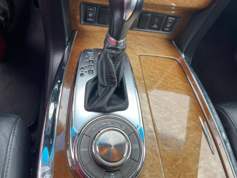 2011 Infiniti QX56
