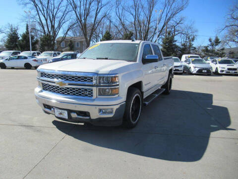 2014 Chevrolet Silverado 1500 for sale at Aztec Motors in Des Moines IA