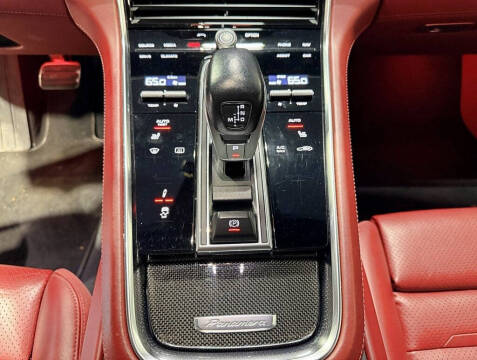 2017 Porsche Panamera Turbo