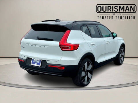 2026 Volvo EX40 Plus