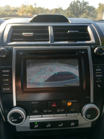 2014 Toyota Camry SE