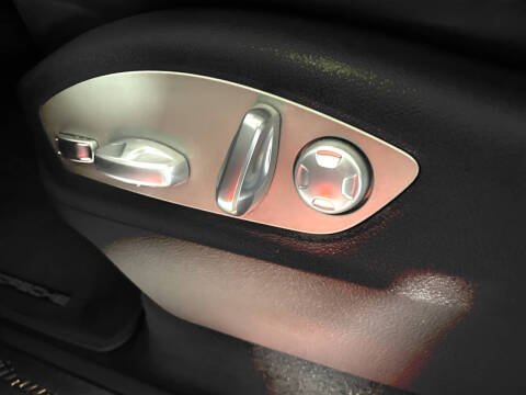 2018 Porsche Cayenne Platinum Edition