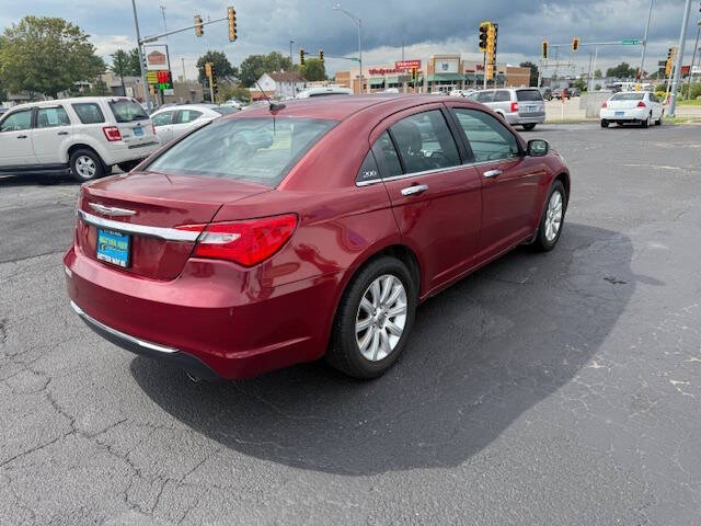 2013 Chrysler 200 Limited