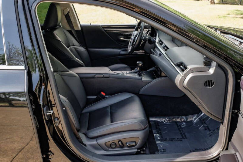 2020 Lexus ES 350