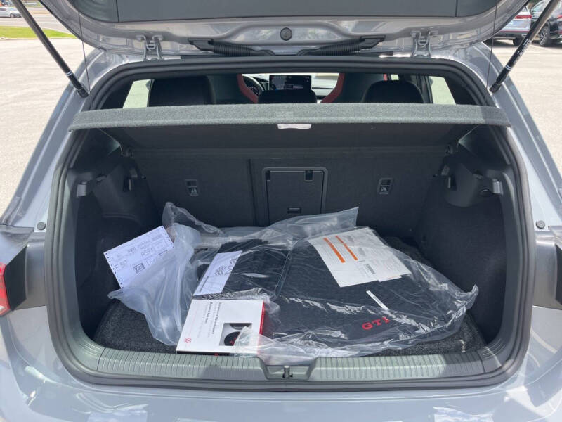 2026 Volkswagen Golf GTI SE