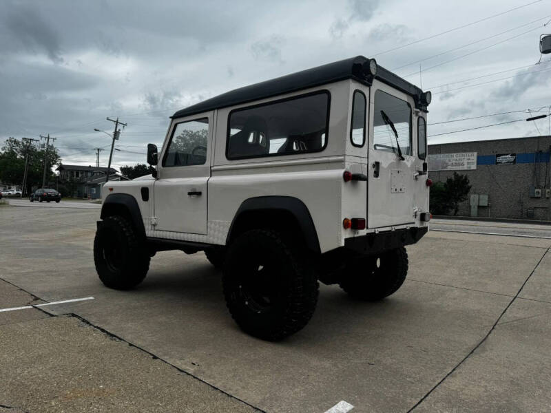 1986 Land Rover Defender
