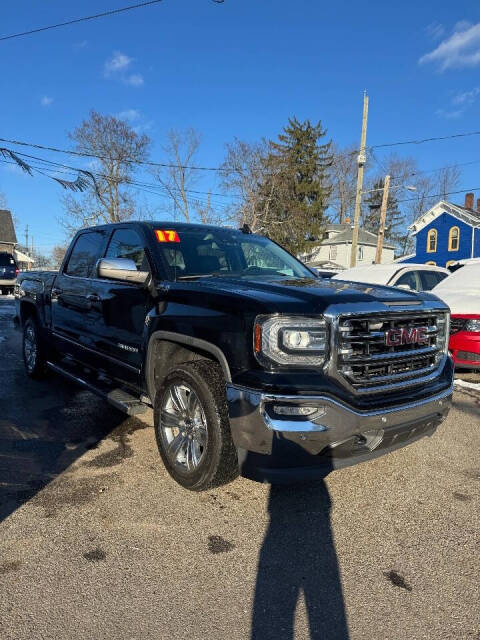 2017 GMC Sierra 1500 SLT's photo