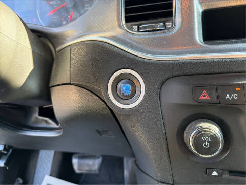 2011 Dodge Charger SE