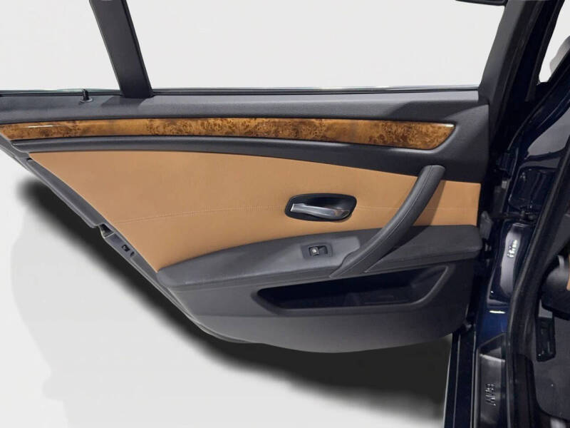 2008 BMW 5 Series 528i