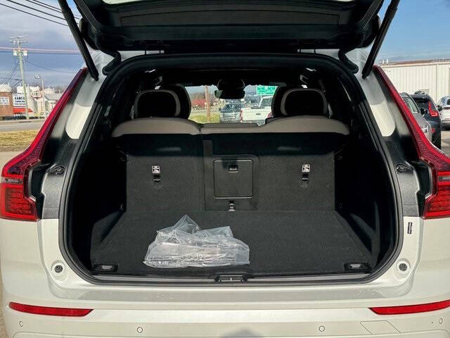 2026 Volvo XC60 B5 Core