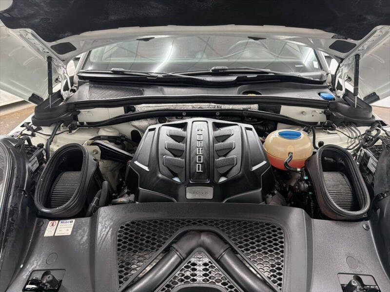 2017 Porsche Macan GTS