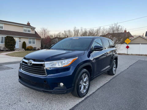 2016 Toyota Highlander for sale at Baldwin Auto Sales Inc in Baldwin NY