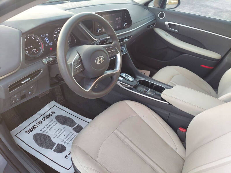 2023 Hyundai Sonata SE photo 9