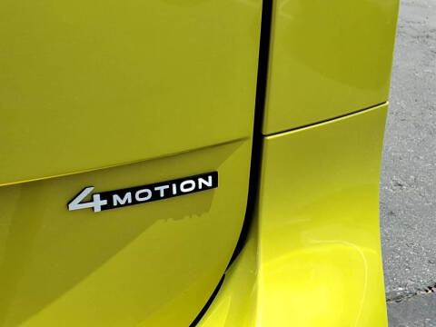 2025 Volkswagen ID. Buzz Pro S Plus 4Motion